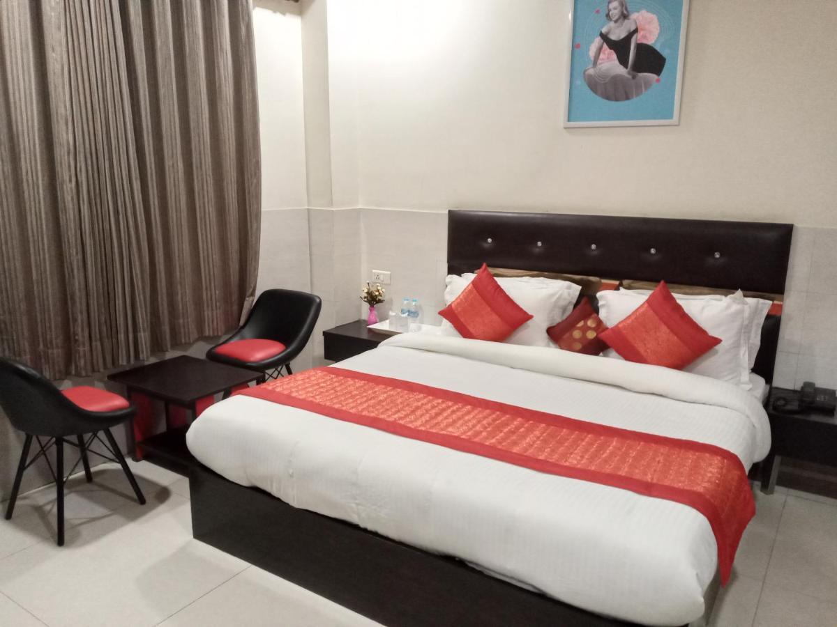 Vivah Residency Hotel Ню Делхи Екстериор снимка